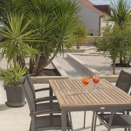 Appartement A&j Okruk *