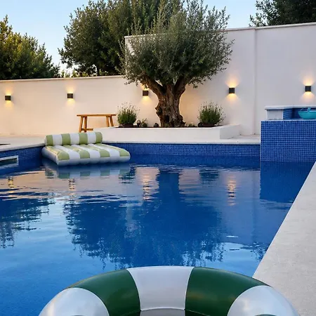 A&j Okruk Apartamento Trogir